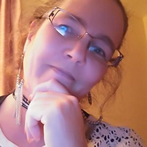 Meet your Posher, Dennise